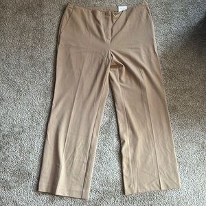 Chico’s NWT Tan Wide Leg Slacks size 2.5 short (Sz 14) L